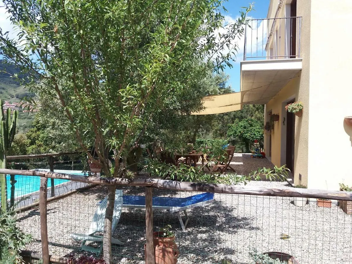 *** Konukevi B&B Il Melo Cotogno Rio Marina İtalya